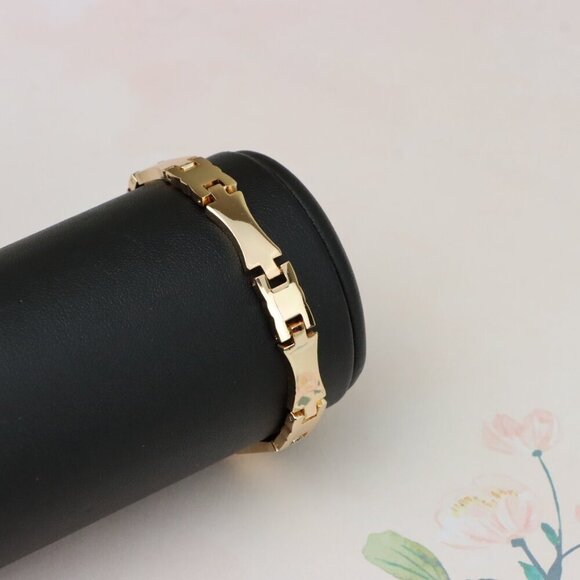 "Glossy Rose Gold Bracelet with Modern Curved Link Design, XPBL0876 - Picture 13 of 13